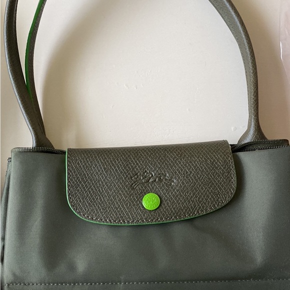 Longchamp BRAND NEW large tote bags. I purchased these and never unpacked them. - Picture 3 of 6